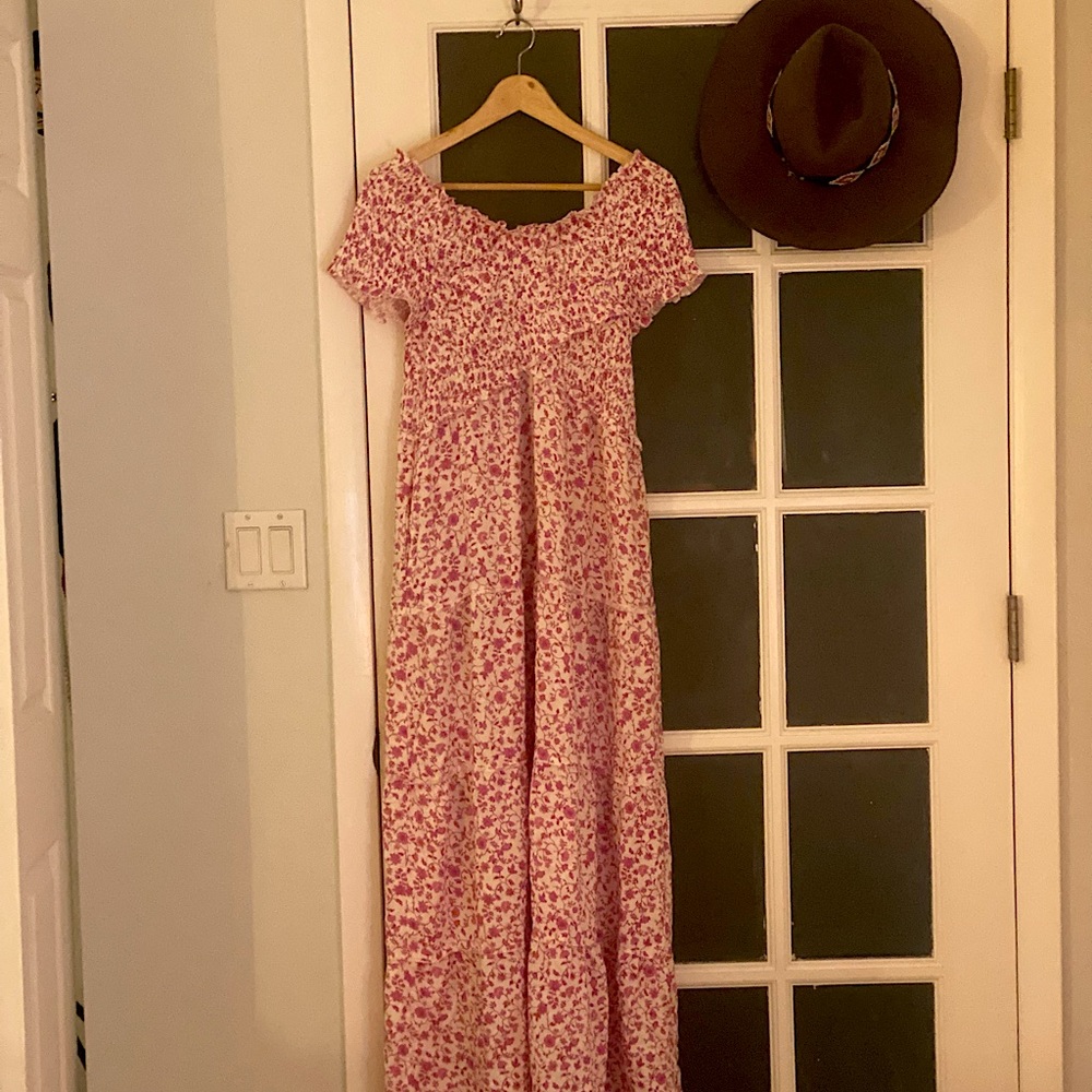 OFF THE SHOULDER CRISS CROSS FLORAL MAXI - Jessica Simpson- size M -